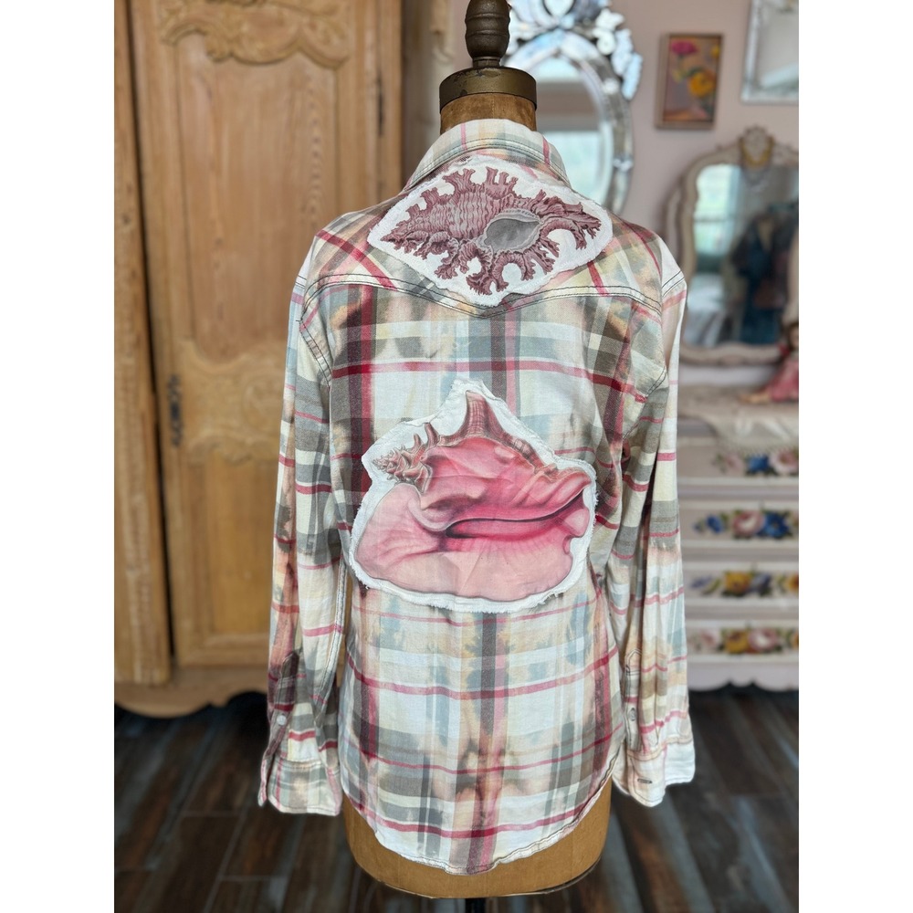 Upcycled Beachy Flannel‎ Shell Art Shirt Cotton Soft Medium Large - Picture 7 of 7